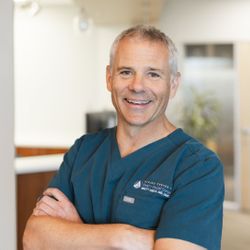 Dr. Brett A. Ueeck DMD, MD, FACS